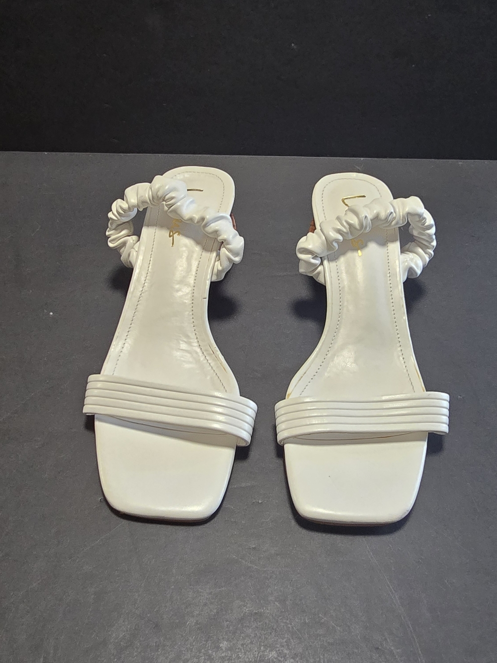 Lulus Opalo White Sculpted Heel Slide Sandals Size 7